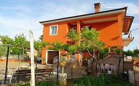Apartment Parenzana Bibali 65 A 52460-Buje