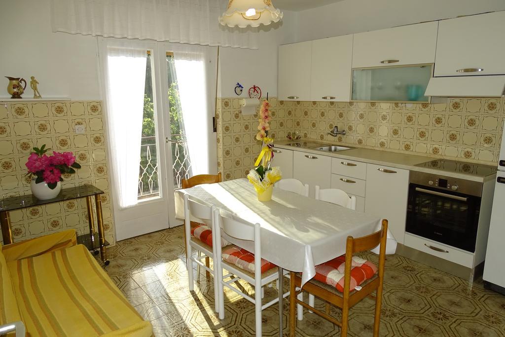 Apartment Parenzana Bibali 65 A 52460-Buje Zewnętrze zdjęcie